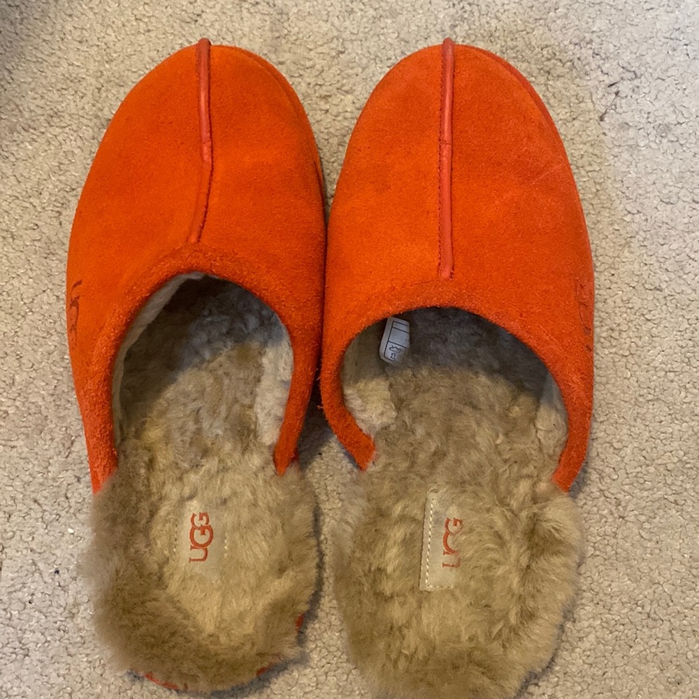 Orange MENS UGGS